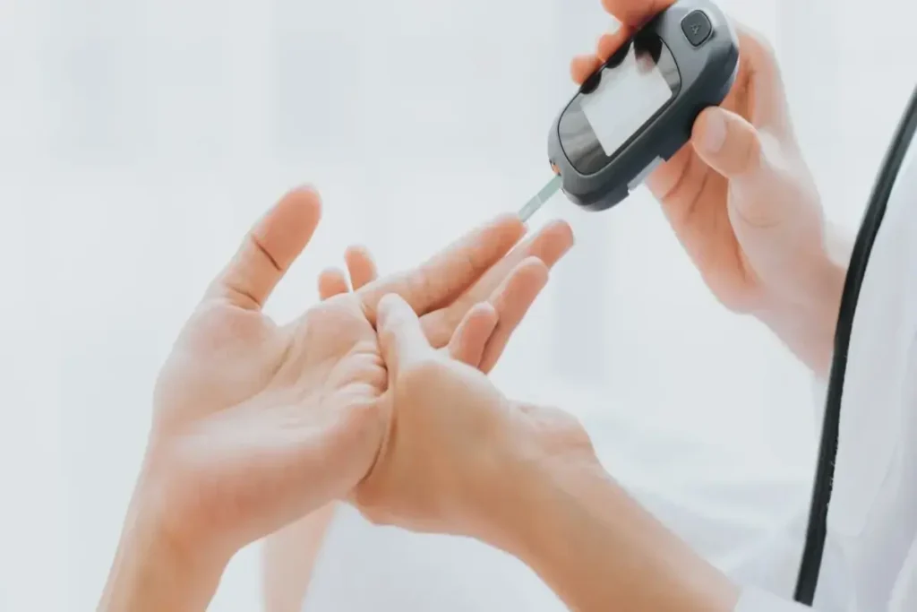 checking diabetes using glucometer